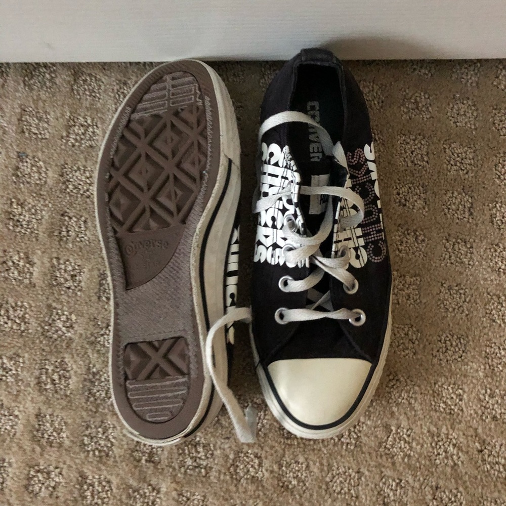 Converse “chucks”